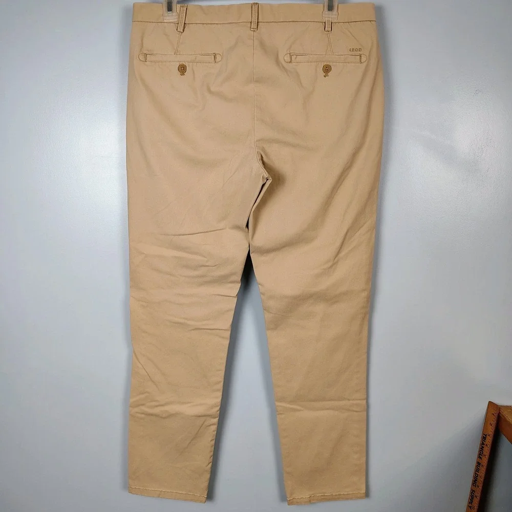 IZOD Saltwater Slim Fit Stretch Chino Pants Mens 36x34 Khaki Tan Cotton Blend